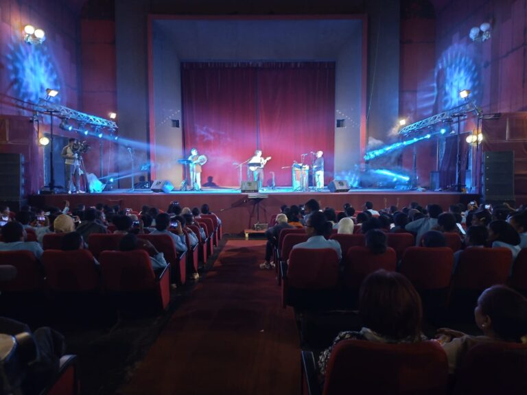 Gruppo Trinacria – Sound of Sicily in concerto al Cinema Roma di Asmara