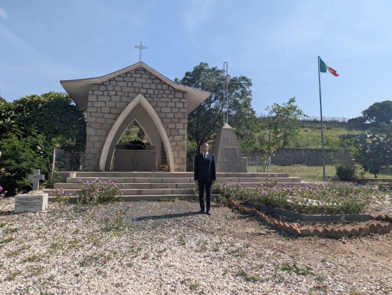 Visita dell’Amb. Di Riso al Cimitero Militare “degli Eroi” di Cheren