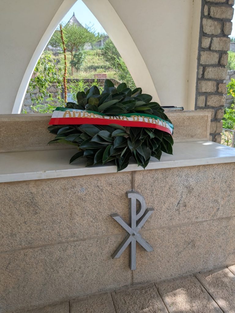 Visita dell’Amb. Di Riso al Cimitero Militare “degli Eroi” di Cheren