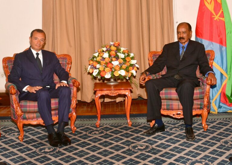 Presentazione delle Lettere Credenziali al Presidente Isaias Afwerki